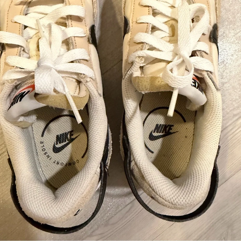 Nike Waffle Debut - Picture 8 of 9